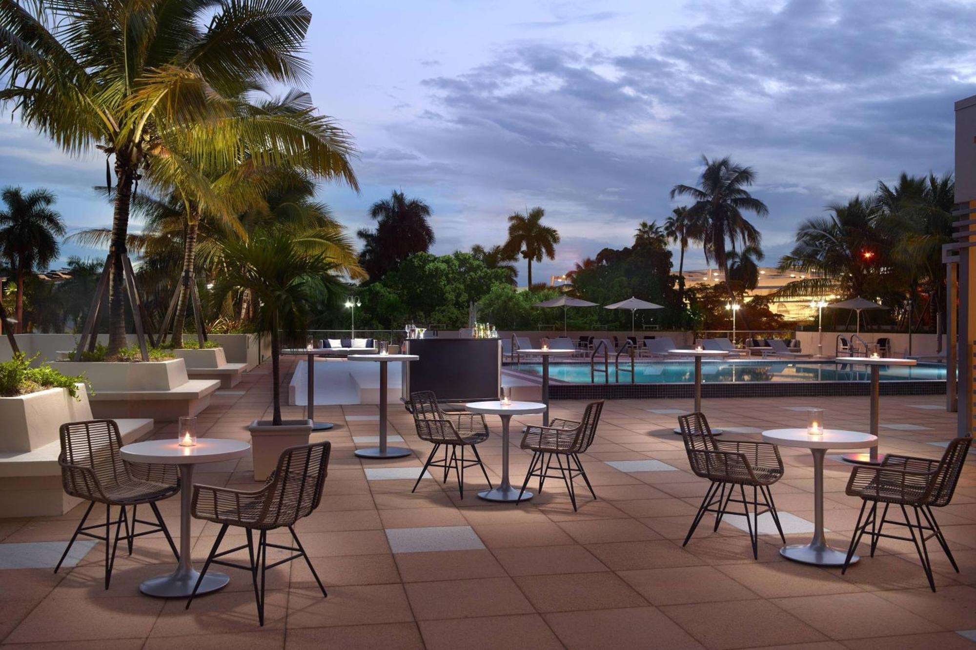 Hotel Courtyard Miami Coconut Grove Esterno foto